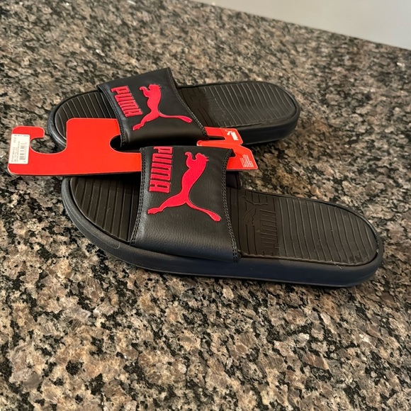 Puma black slides NWT 10 - Picture 1 of 5